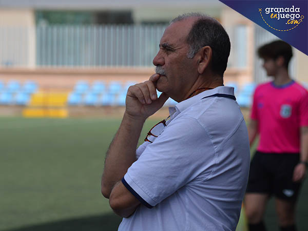 Pepe Sánchez, entrenador del Sierra Nevada Cenes (GRJ)