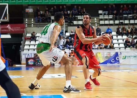 El Covirán Granada, tras derrotar a Tau Castelló, busca la,segunda victoria consecutiva ante el líder (PHOTOGRAPHERSSPORTS)