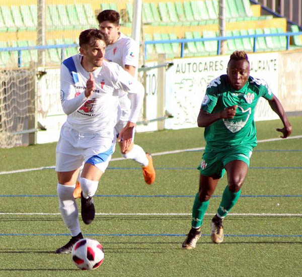 El Guadix no ha tenido un buen partido ante Torreperogil (ARCHIVO)