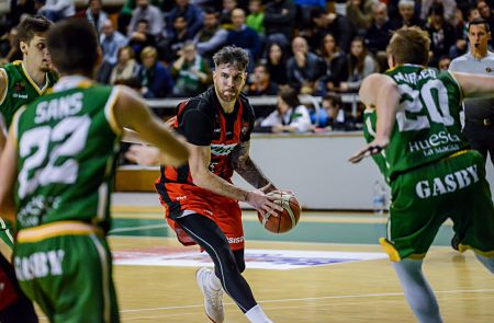 Guille Rubio anotó ocho puntos ante Levitec Huesca (PHOTOGRAPHERSSPORT)
