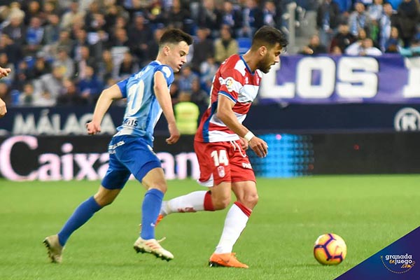 Los rojiblancos no pueden fallar en el campo del colista de la categoría (J. M. BALDOMERO)