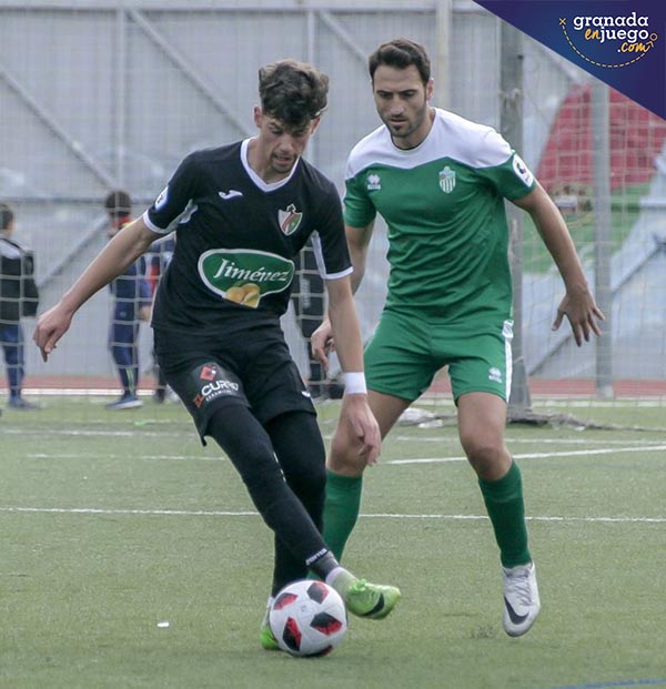 El CD Huétor Vega vuelve a jugar en su casa (V. CARVAJAL)