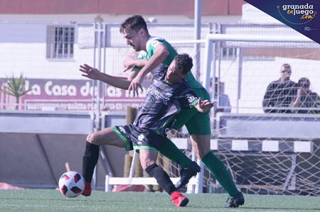 El Mancha Real se ha llevado los puntos de Atarfe (VICENTE CARVAJAL)
