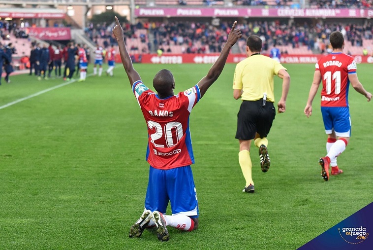 Adrián Ramos marcó el gol de la victoria ante el Real Oviedo (GRJ)
