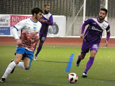 Al Loja no le acompañó la fortuna ante el Real Jaén (MIGUEL JAÍMEZ)