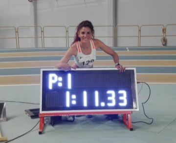 Laura Bueno es plusmarquista nacional de 500 metros (FEDERACIÓN ANDALUZA DE ATLETISMO) 