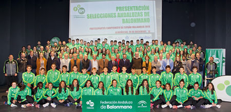 Las selecciones andaluzas de balonmano cerraron el año en Almuñécar (FABM) 