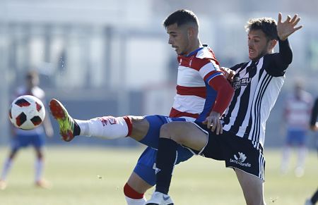 El Recreativo no pudo con el líder (GRANADA CF)