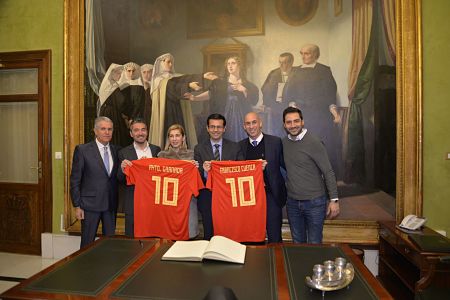 El Presidente de la RFEF ha visitado Granada (JAVIER ALGARRA) 