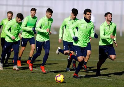 El equipo ha vuelto al trabajo (P.VILLOSLADA GCF)