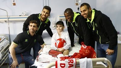 El Granada visitó el hospital (P.VILLOSLADA GCF) 