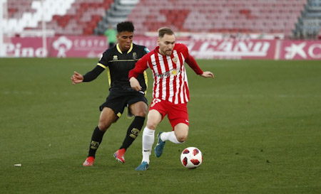 Almería B y Recreativo de Granada igualaron en el duelo de filiales (UD ALMERÍA)