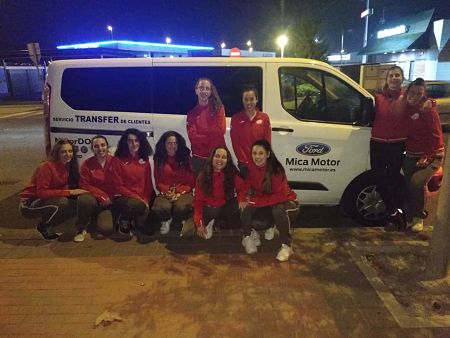 Plantilla del Nevadis Albolote CV`16 tras el partido en Murcia (ACV`16)