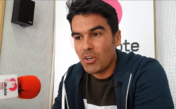 Jaime Morente en un momento de la entrevista en los estudios de Radio Albolote (GRJ)