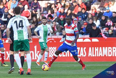 Adrián Ramos no estará ante el Córdoba (J. M. BALDOMERO) 