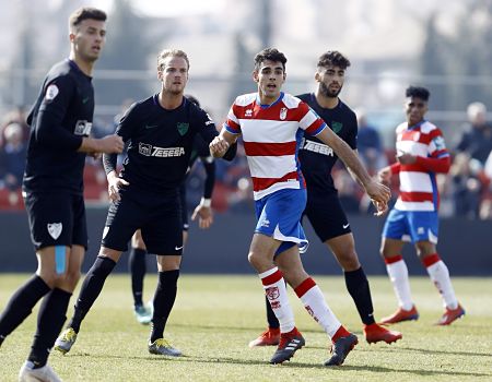 El Recreativo busca sorprender al Melilla (@CANTERANAZARÍ)