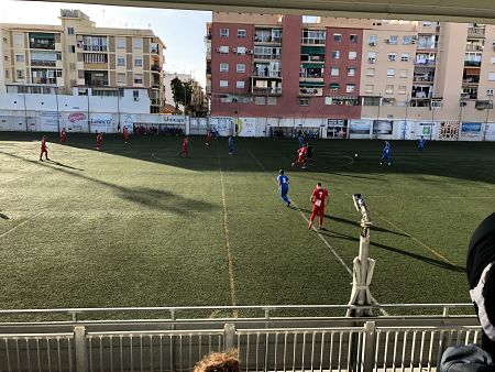 El Motril se ha llevado la victoria del feudo de El Palo (@CDELPALO)