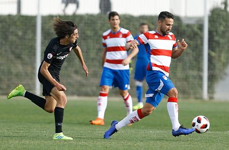 El Recreativo de Granada sigue complicándose su futuro en Segunda B (@CANTERANAZARI)