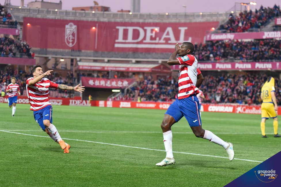 Adrián Ramos podría volver a la titularidad este domingo ante el Zaragoza (GRJ)