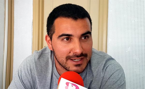Leo Fernández, entrenador del At. Monachil, en un momento de la entrevista (GRJ)