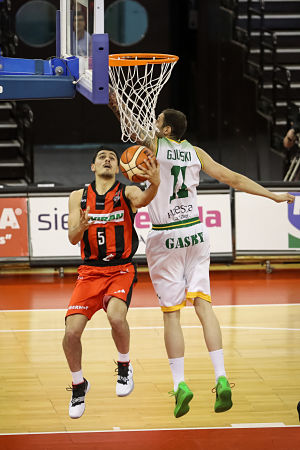 Carlos Corts ha sido el mejor jugador de la jornada en LEB Oro (FERMÍN RODRÍGUEZ)