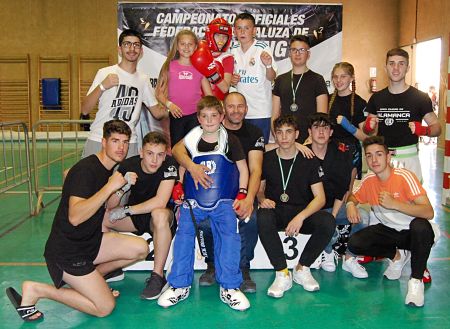 Los deportistas hueteños durante el campeonato andaluz (AYTO. HUÉTOR TÁJAR)