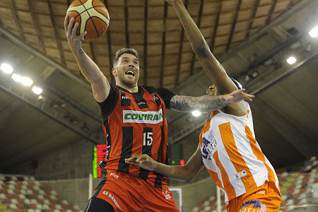 Guille Rubio fue el máximo anotador del Coviran en Coruña (PHOTOGRAPHERS SPORTS)