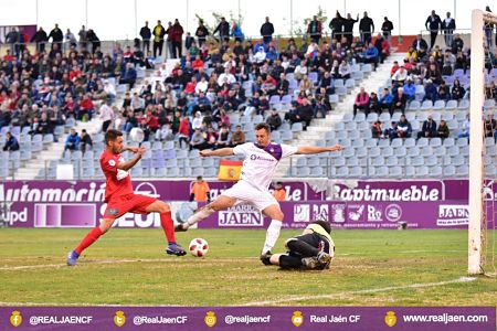 Antonio López hizo el gol del Real Jaén (REAL JAÉN)