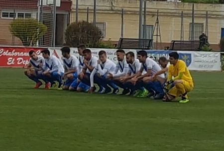 Los jugadores del Illora protestaron por los arbitrajes recibidos en las últimas jornadaa