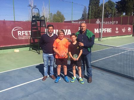 Pablo Pérez se ha proclamado campeón de Granada de tenis (A.T. TROVADOR)
