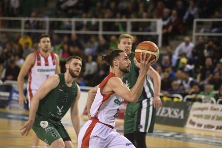 Carlos de Cobos debe ser un pilar fundamental para clasificarse para Play Off (PHOTOGRAPHERS SPORTS) 
