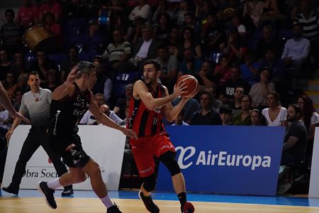 Manu Rodríguez ha sido el máximo anotador del Coviran Granada (PHOTOGRAPHERS SPORTS) 