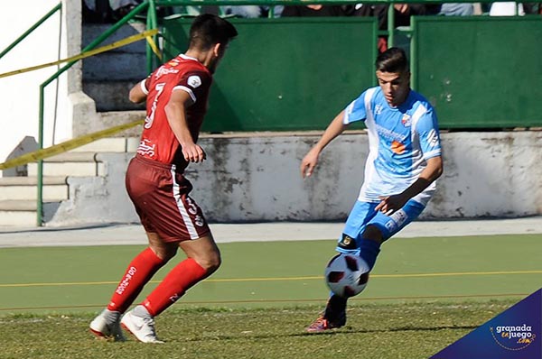 Los motrileños tiene una difícil salida al campo del Vélez (JOSÉ M. BALDOMERO)