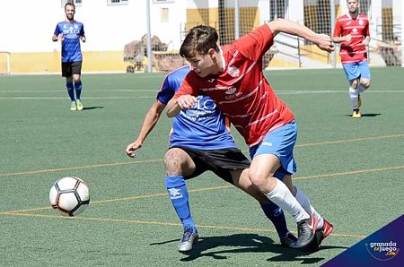 El Cúllar Vega mereció mas ante el Atlético Porcuna (JOSÉ M. BALDOMERO)