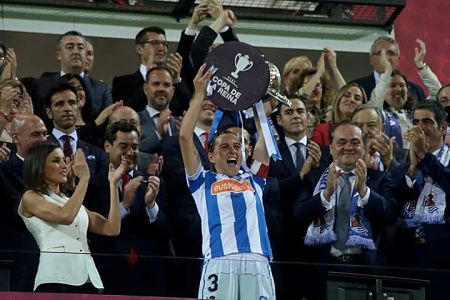La entrega de la Copa congregó a mas de dos millones de espectadores frente a TV (JOSÉ VELASCO)