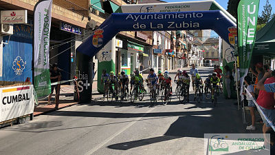 Salida de la carrera ciclista de La Zubia (FAC) 