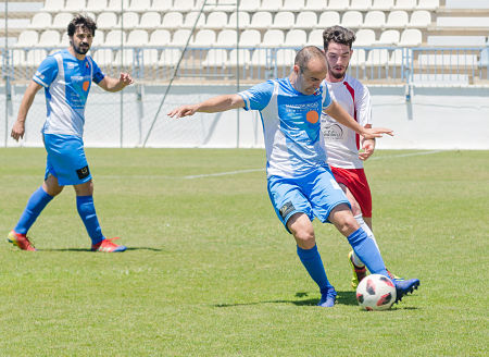 El motrileño Linares se anticipa al marteño Borja (SEMANARIO MUCHO DEPORTE)