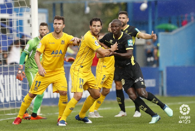 Adrián Ramos en el partido de la primera vuelta disputado en Alcorcón (LFP)
