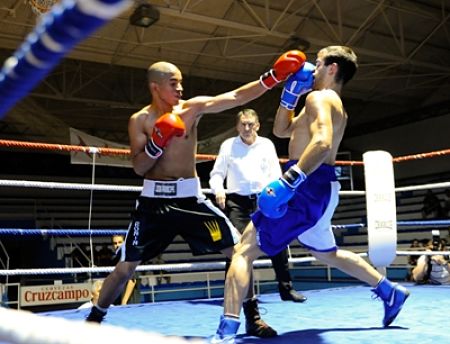 Armilla acogerá la fiesta del boxeo granadino (J. M. BALDOMERO /ARCHIVO) 