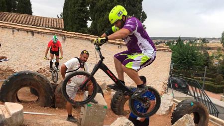 Huétor Vega acogió la prueba del campeonato de ANdalucia de trial bici (FAC)
