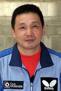 He Zhi Wen, jugador del CajaGranada