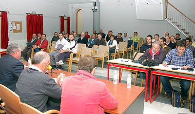 Un momento de la Asamblea Extraordinaria de Socios (J. M. ALONSO)