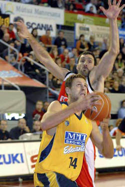 Los catalanes perdieron ante Estudiantes 