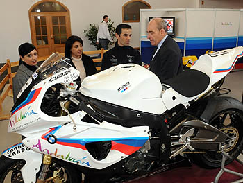 Álvaro Molina junto a Gerardo Sánchez en el stand de Fermasa (GRJ)