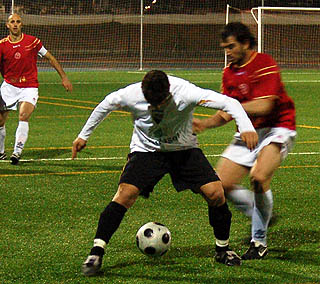 Jonhy en un partido con el Granada 74 la pasada temporada