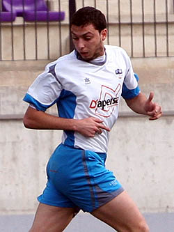 Florido con la camiseta del Loja (P. CASTILLO)