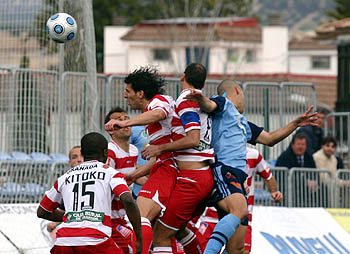 Máinz en un lance en el encuentro ante el Lucena (MINUTO90.COM)