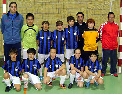 Equipo del Supermercados Dani en categoría alevín al completo (GRJ)