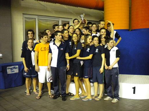 El CDU-Natación en el podium del absoluto de Andalucia (GRJ)