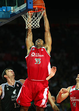 Hendrix en una acción ante Bilbao (ACBMEDIA)